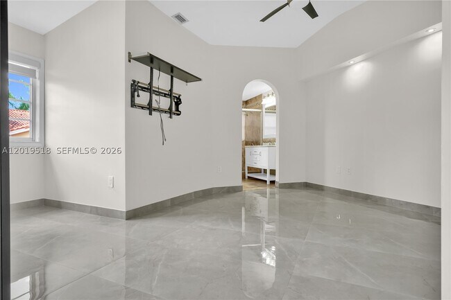 Building Photo - 14245 SW 57th Ln