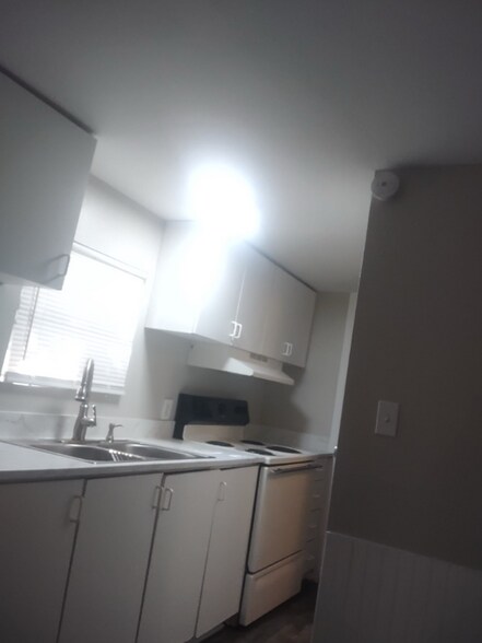 Building Photo - 15101 N 15th St