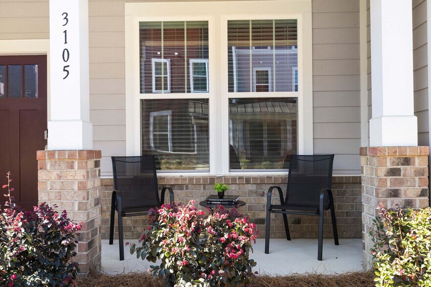 Building Photo - 3105 Banyan Btm Ln