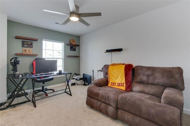 Building Photo - 2416 Trafton Pl