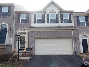Building Photo - 240 Corey Dr