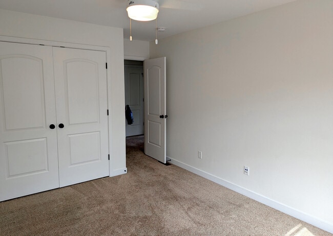 Building Photo - 7514 Lucca Ct