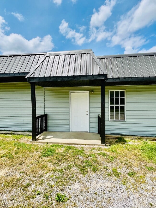 Building Photo - 2032 Mill Creek Rd SW