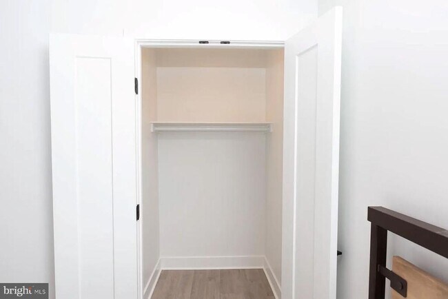 Building Photo - 1742 Fleet St