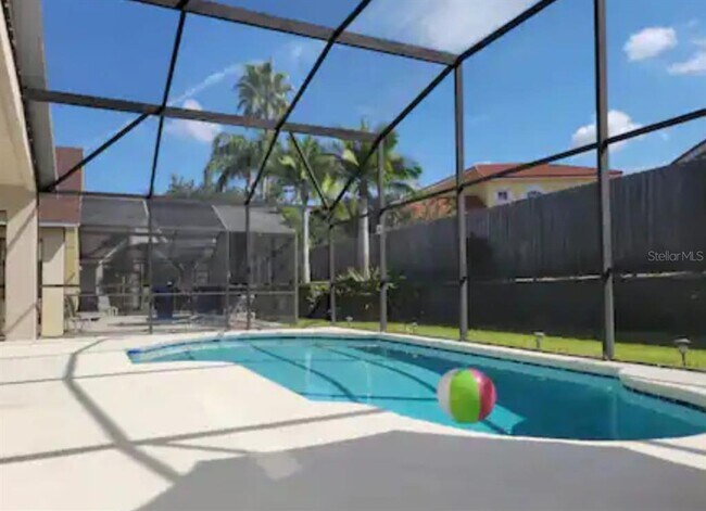 Building Photo - 913 Lake Berkley Dr