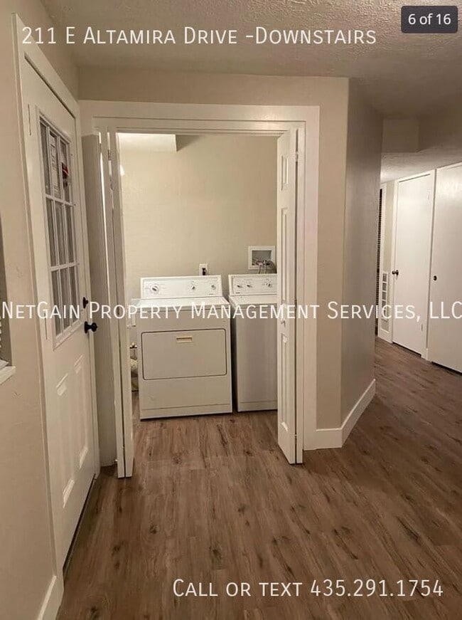 Building Photo - 211 E Altamira Dr