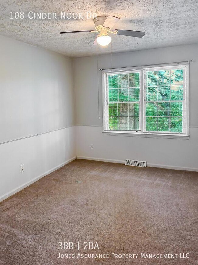 Building Photo - 108 Cinder Nook Dr