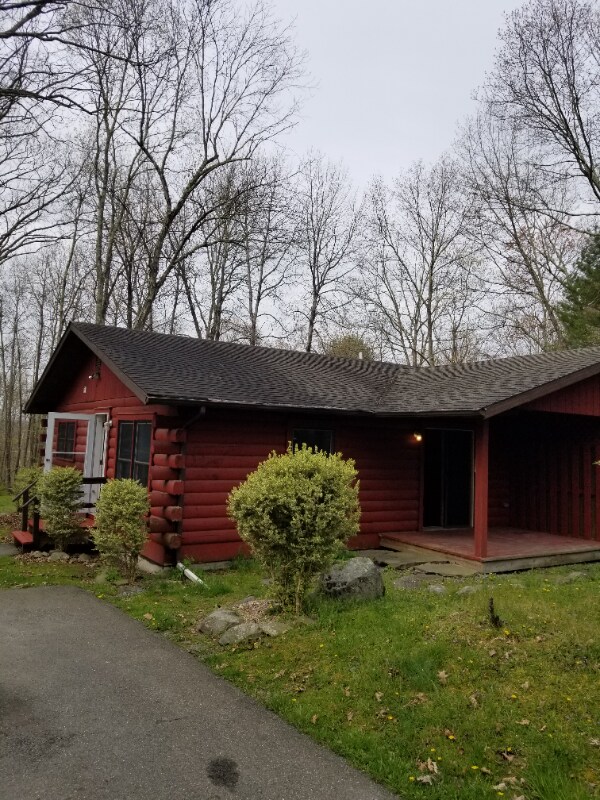 Building Photo - 204 Sellersville Dr
