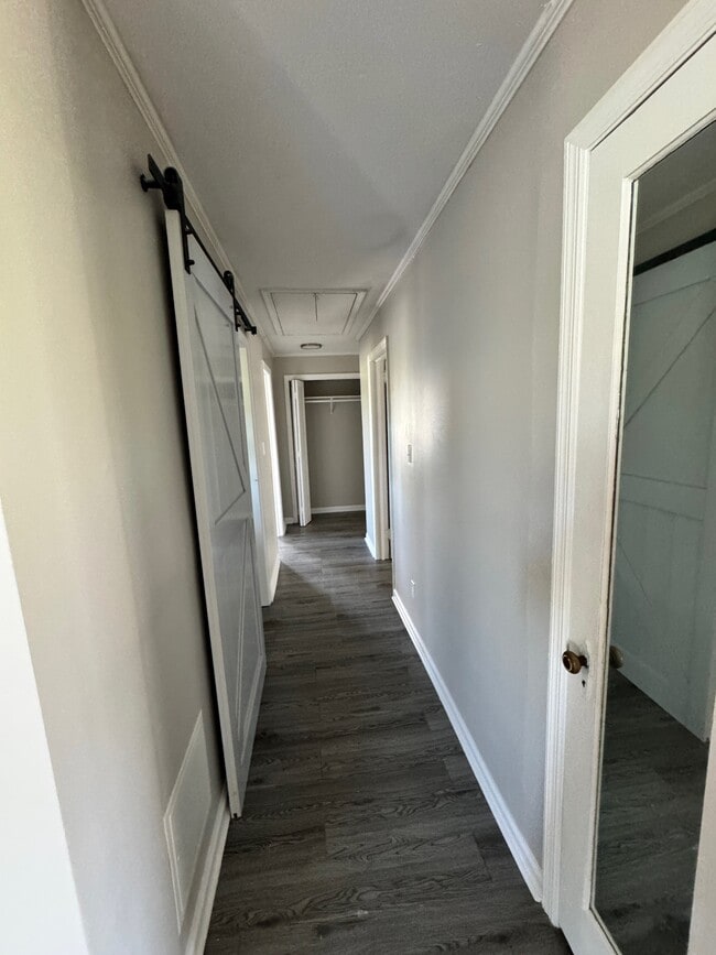 Building Photo - 222 Reynolds St