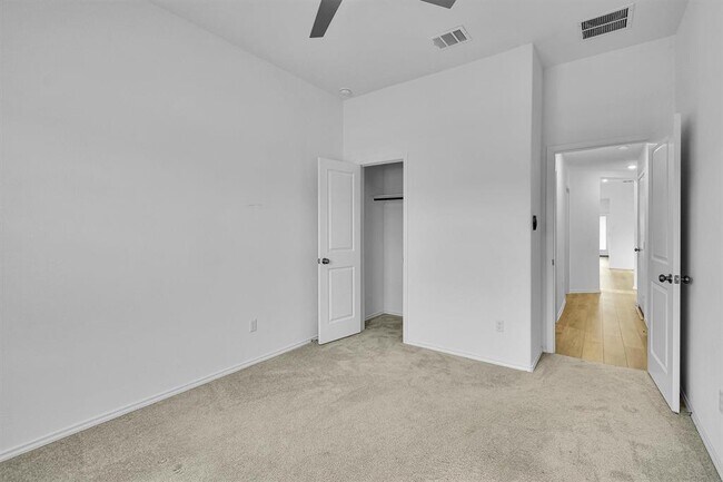 Building Photo - 4240 Rimrock Rose Ln