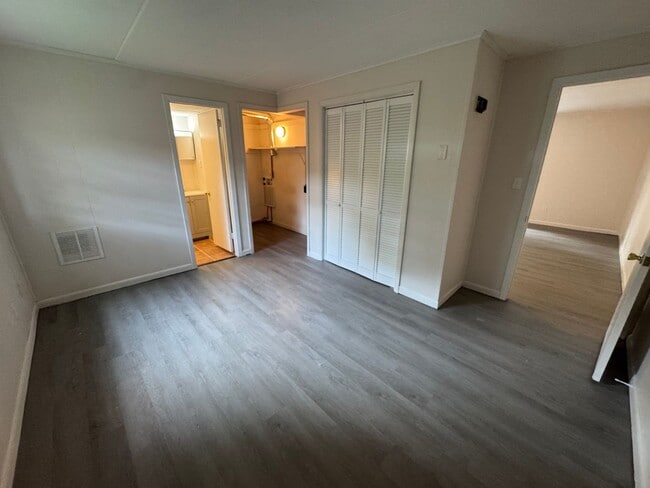 Building Photo - Maryville City 37803 - Recently remodeled 1-Bedroom, 1 Bath Home - Contact Tim Tipton (865) 806-7255