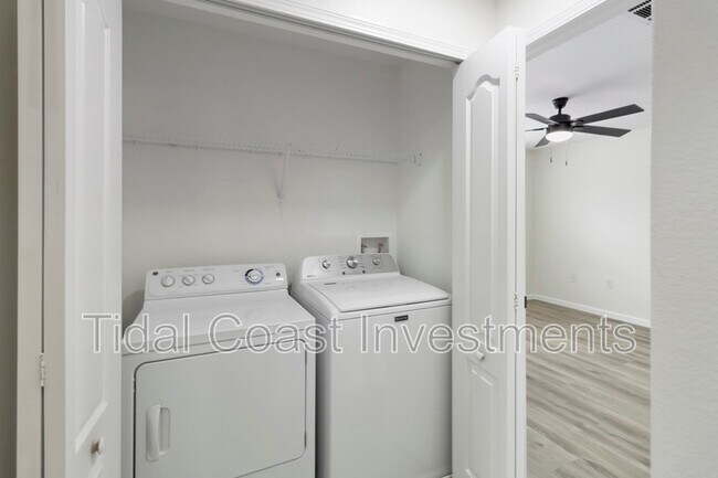 Building Photo - 113 Carina Cir