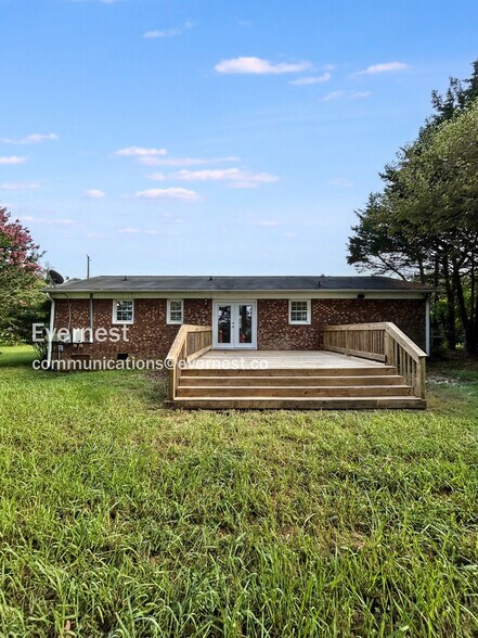 Building Photo - 3794 Walnut Ridge Dr