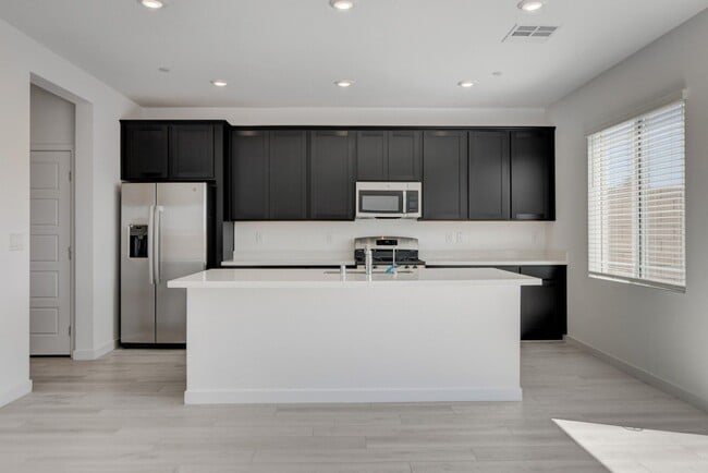 Building Photo - NEW NEXT GEN 4 Bedroom, 2 Story Home in CADENCE!