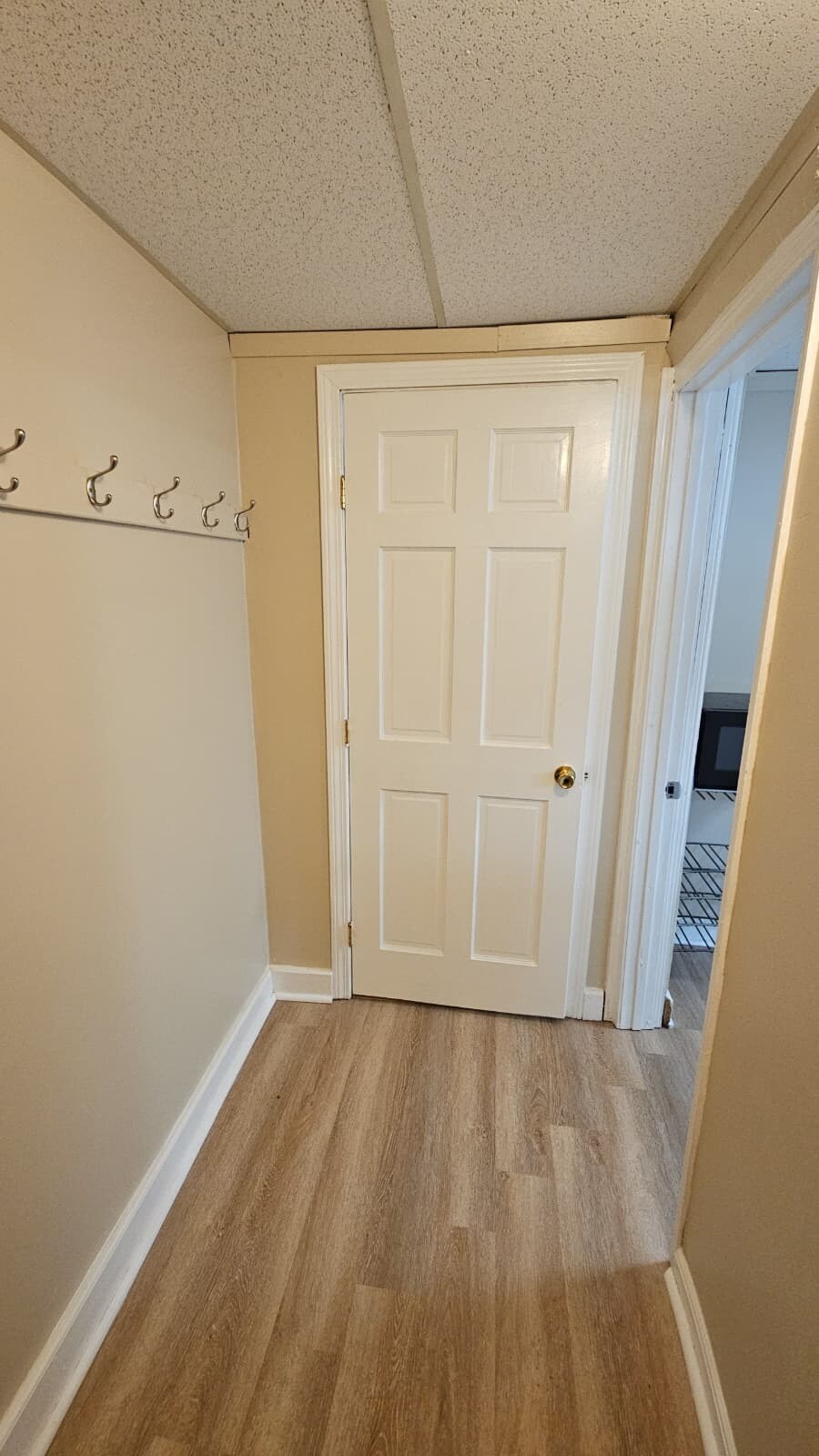 Building Photo - 126 Branch St