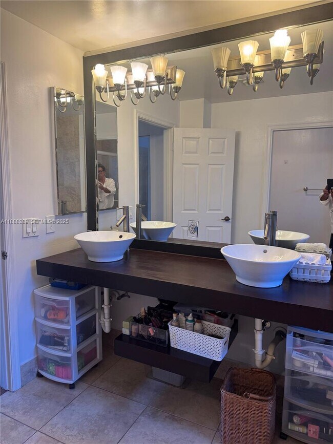 Building Photo - 10233 NW 52nd Ln