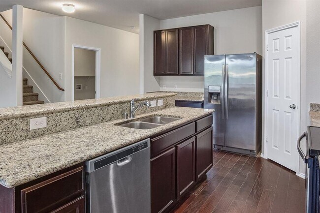 Building Photo - 1808 Abby Creek Dr