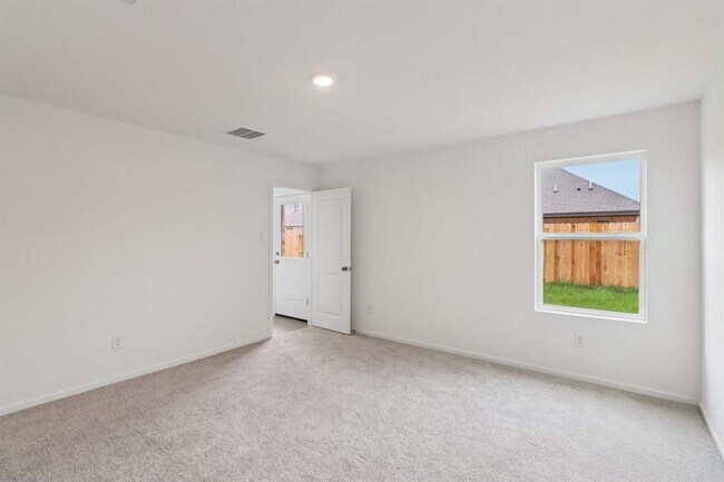 Building Photo - 28727 Texas Plns Dr