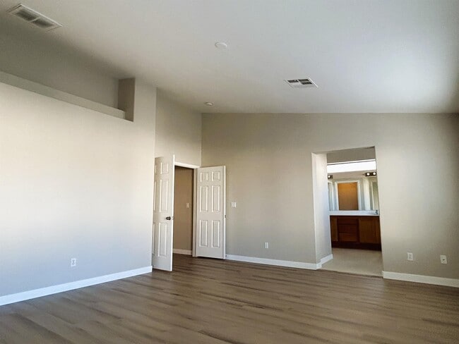 Building Photo - 6084 Villa Trieste Ct