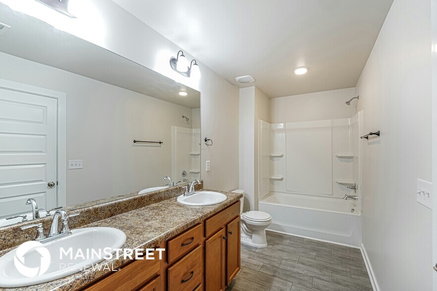 Building Photo - 125 Deer Creek Dr