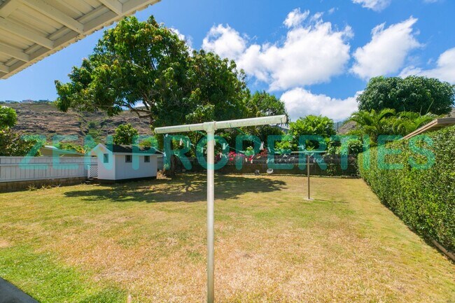Building Photo - a 3 bdrm, 1.5 bath home for rent in Niu Valley