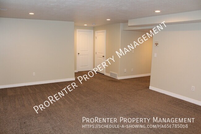 Building Photo - 1757 E 1150 N