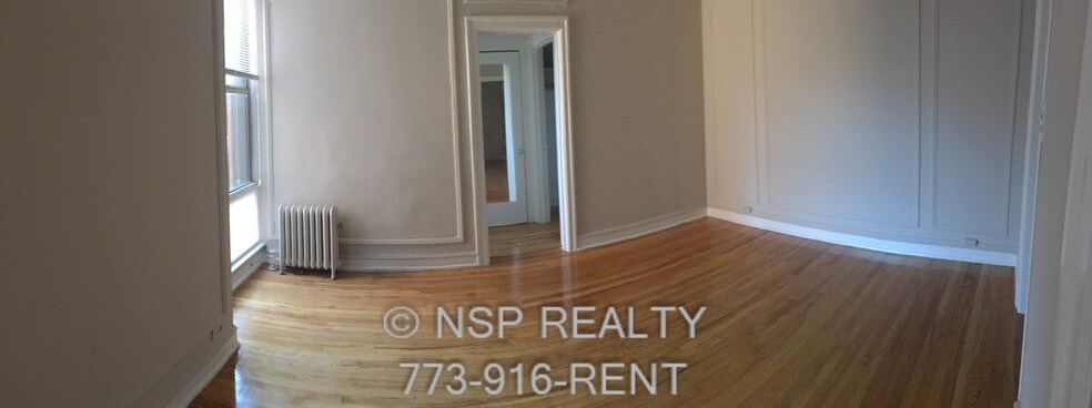 Primary Photo - 1367 W Estes Ave