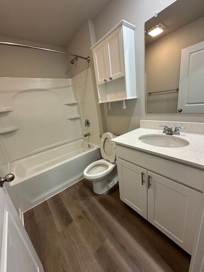 Building Photo - Beautiful 2023-Built Elkhorn Home with 3 Bedrooms & 3 Baths