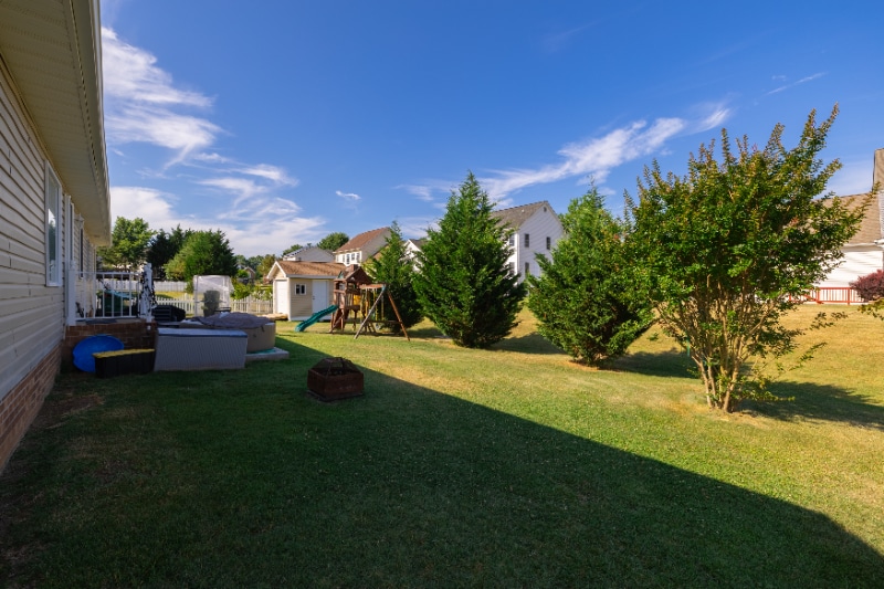 Building Photo - 240 Roper Dr