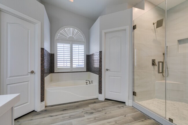 Building Photo - 4105 Demoline Cir