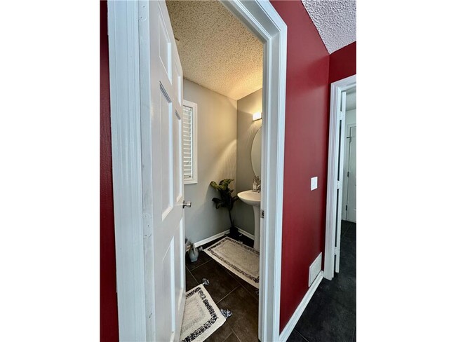 Building Photo - 3663 125th Ave NE