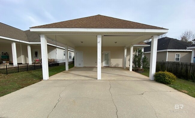 Building Photo - 29895 St Simon St
