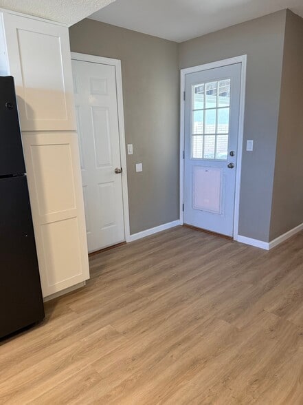 Building Photo - 1785 Beavertail Dr