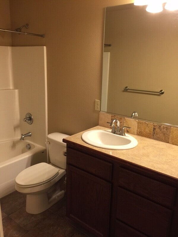 Building Photo - 506 Manzanita Ln