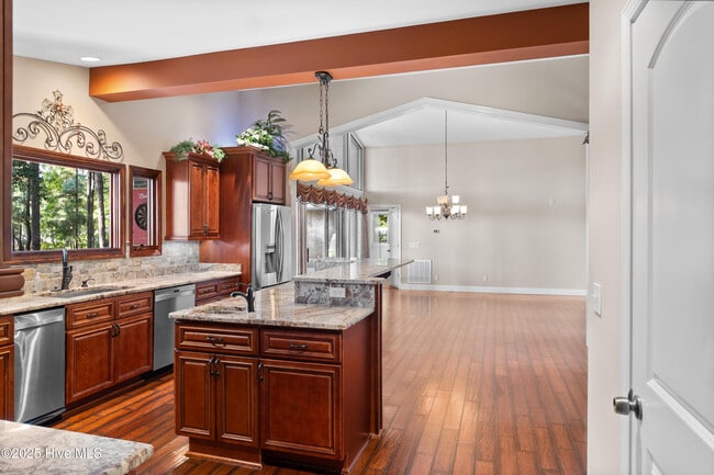Building Photo - 426 Loblolly Dr