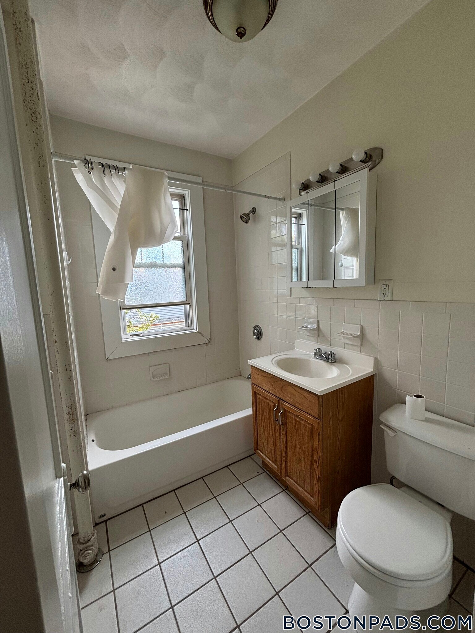 Building Photo - 155 Summer St