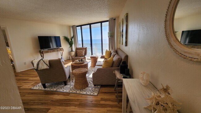 Building Photo - 3580 S Ocean Shore Blvd