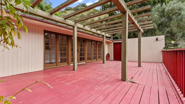 Building Photo - 1450 Benedict Canyon Drive