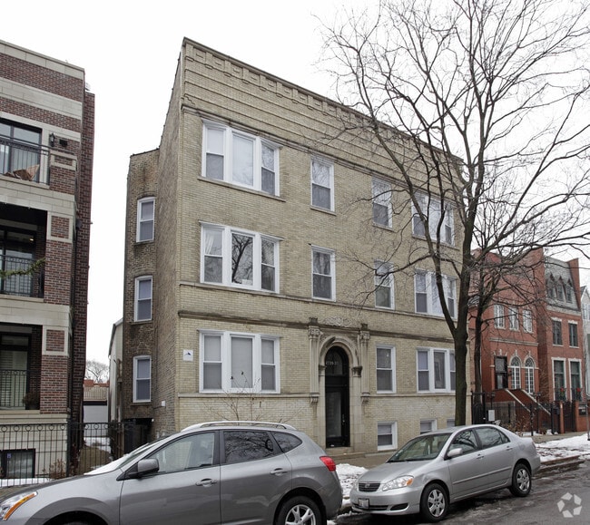 273739 N. Mildred Ave. 27372739 N Mildred Ave Chicago IL 60614