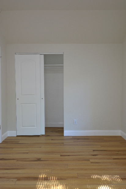 Building Photo - Newly Remodeled Home!