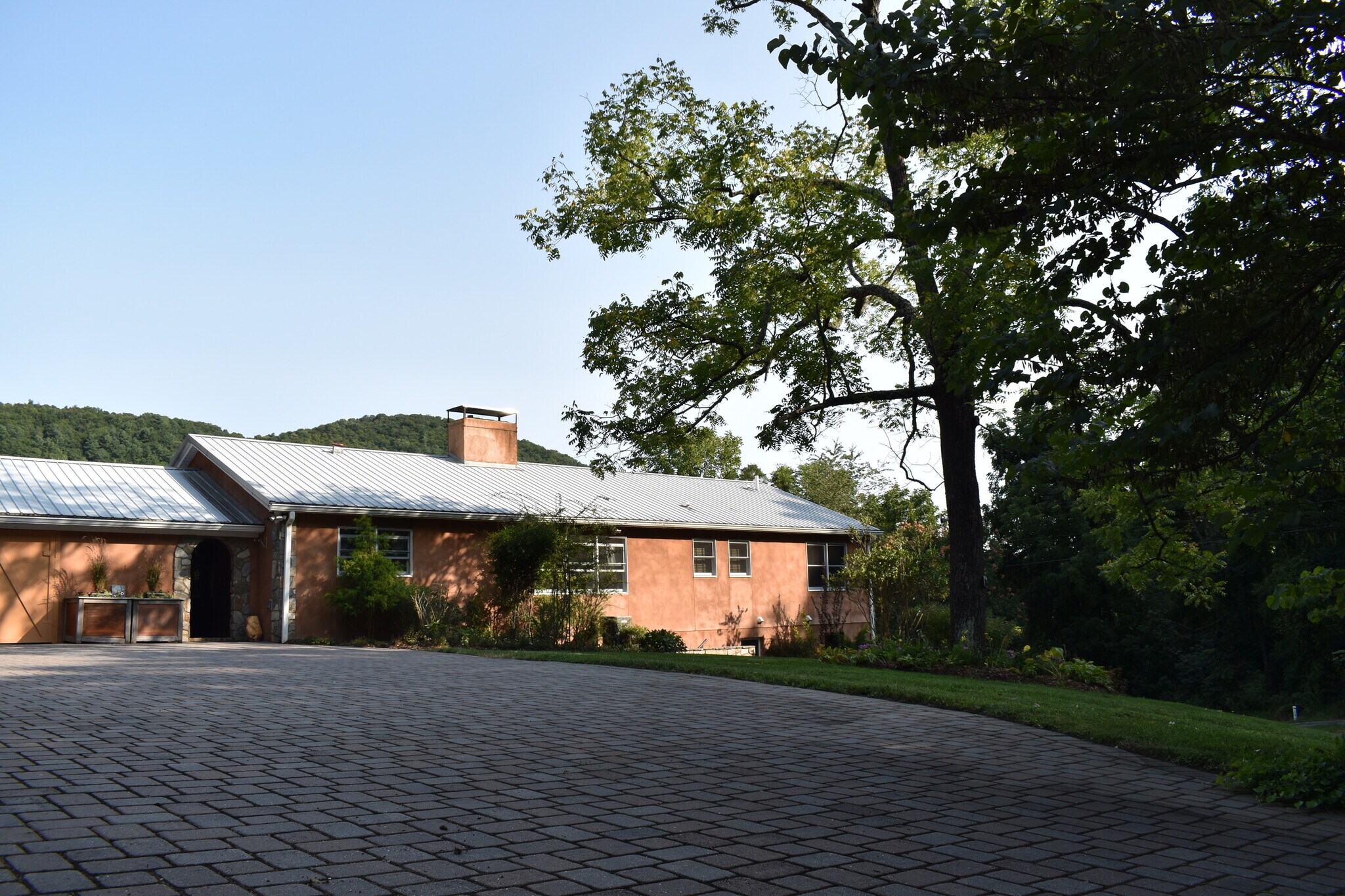 Building Photo - 336 Chunns Cove Rd
