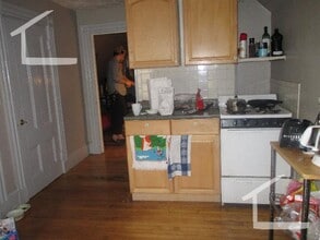 Building Photo - 2bed apartment in Allston