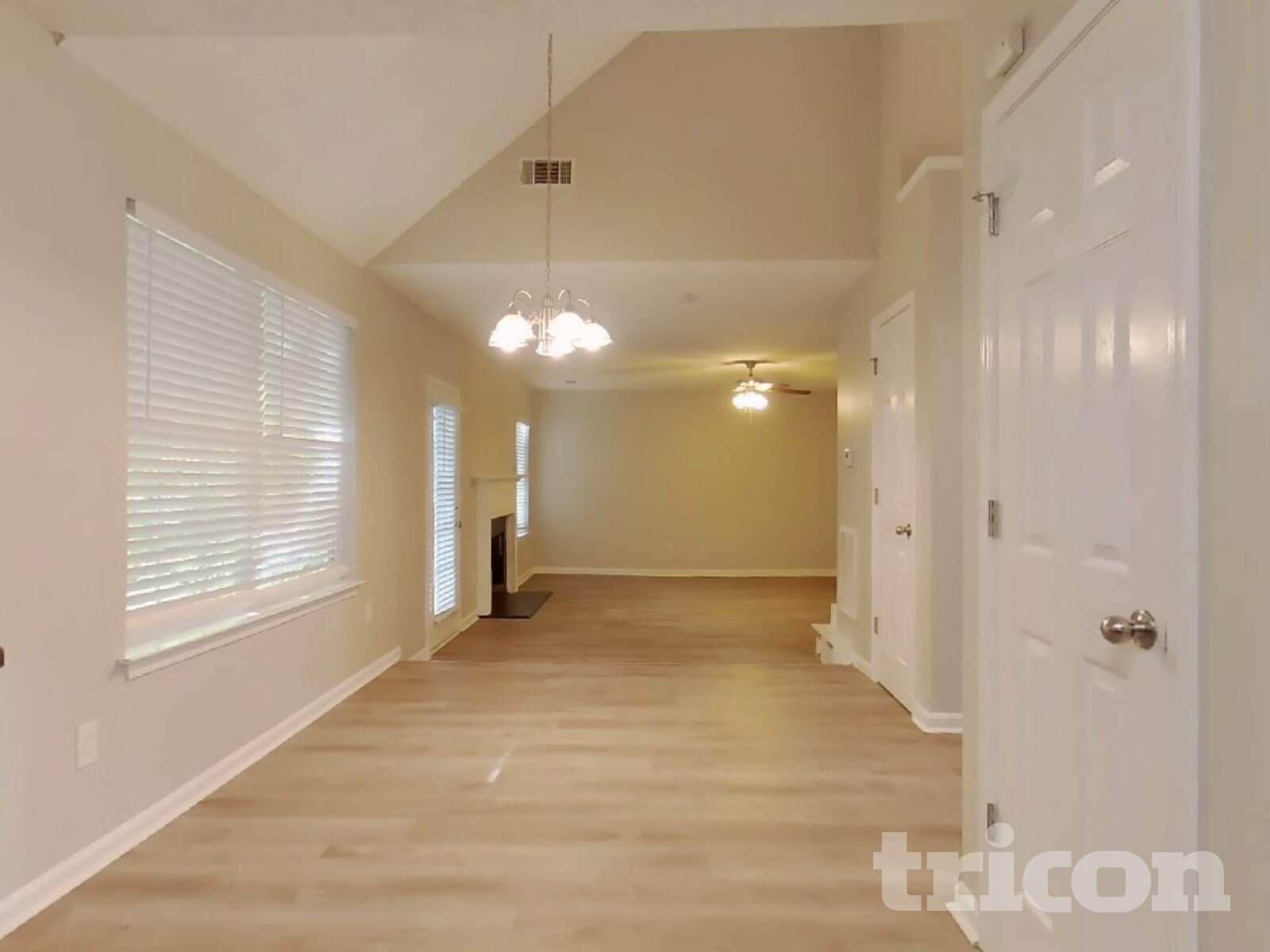 Building Photo - 6972 Foxmoor Way