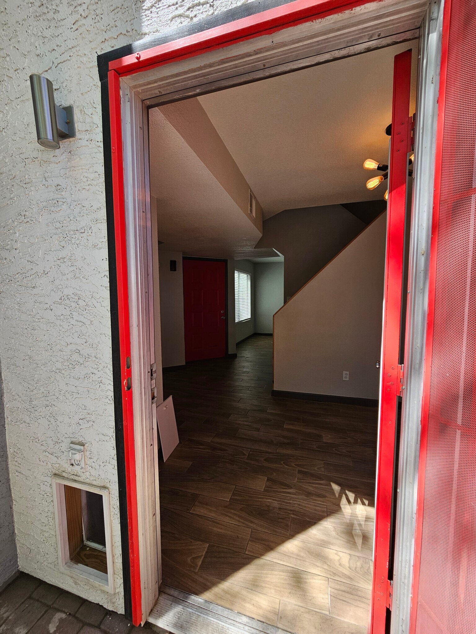 Building Photo - 1766 E Pepper Cir