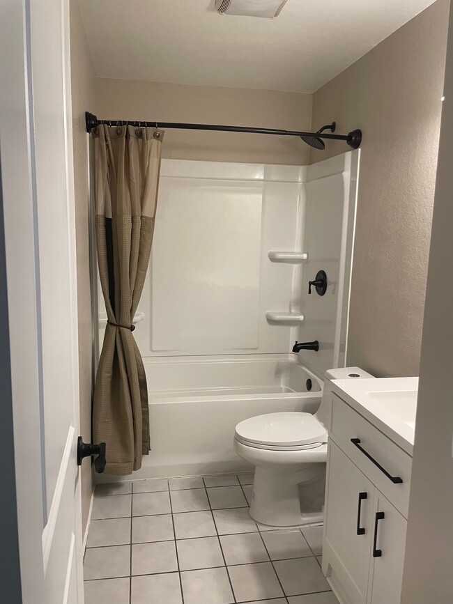 Guest Bath remodeled - 11231 Avenida de los Lobos