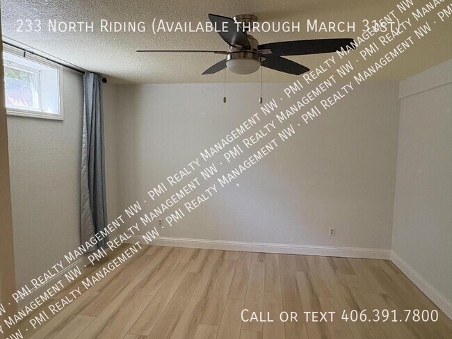 Building Photo - 233 N Riding