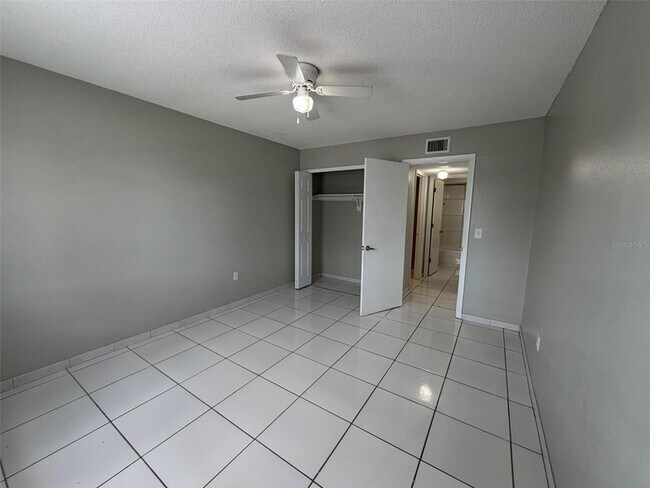 Building Photo - 5317 Curry Ford Rd