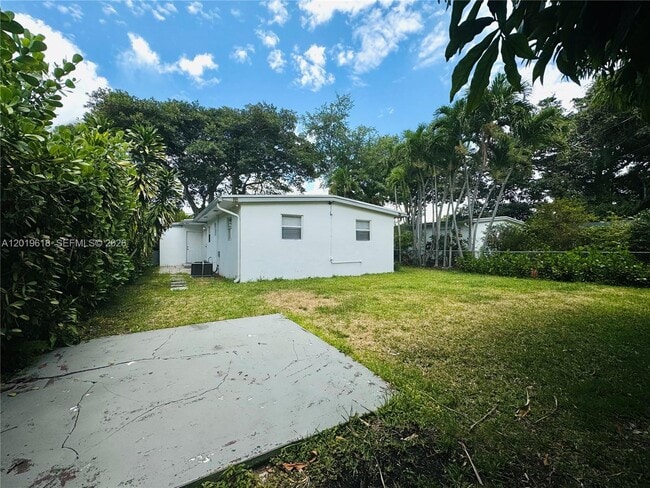 Building Photo - 3370 Frow Ave