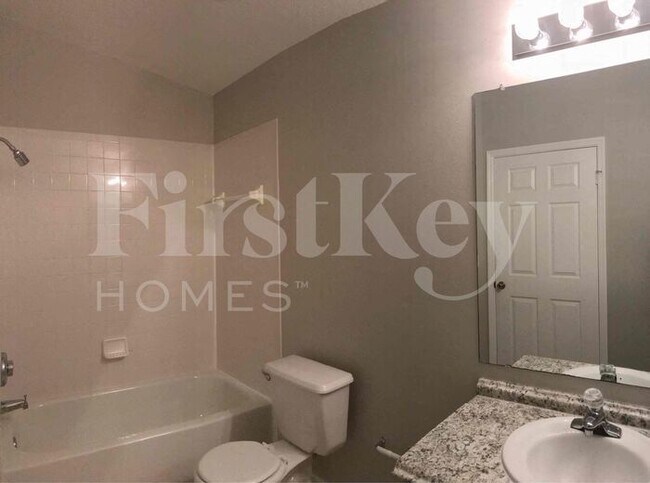 Building Photo - 7575 Groveoak Dr