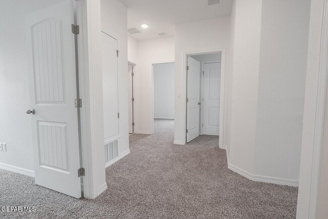 Building Photo - 14309 Chris Zingo Ln